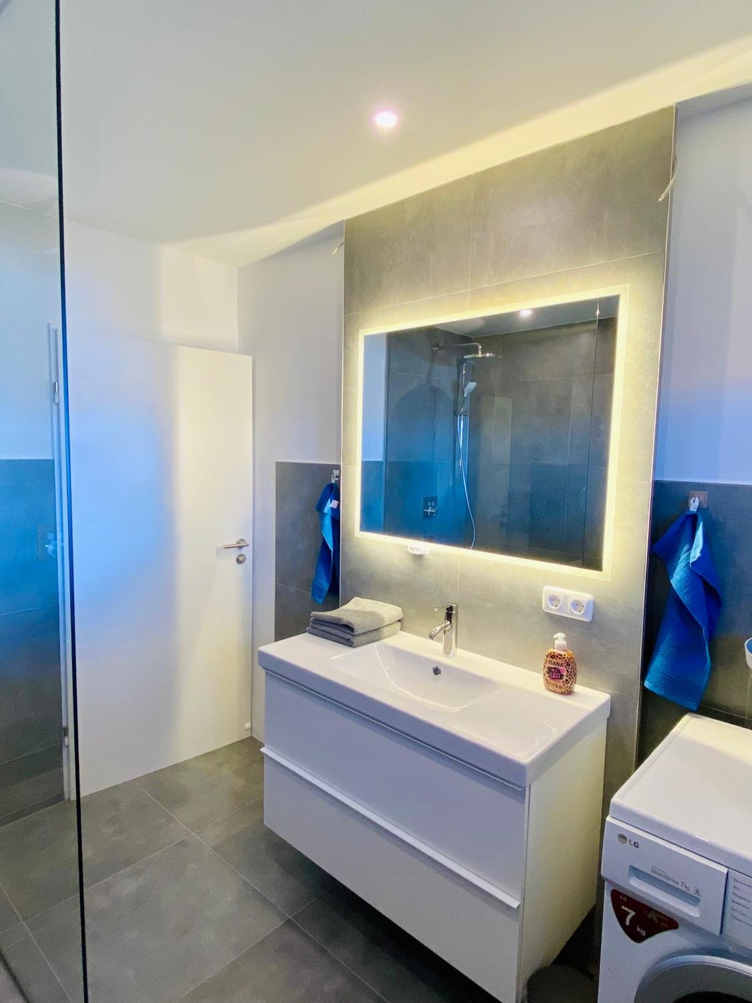 וונסטורף Traumhafte 115 Qm Ferienwohnung Am Steinhuder Meer, Ruhig, Komfortabel, Loggia, Parkplatz, Wifi מראה חיצוני תמונה